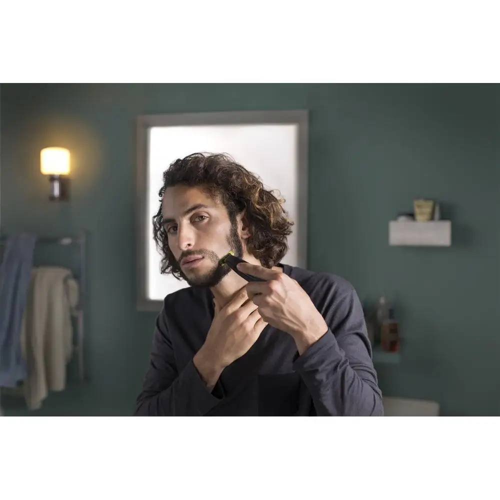 Philips OneBlade с 3 насадками-гребнями QP2520 |
