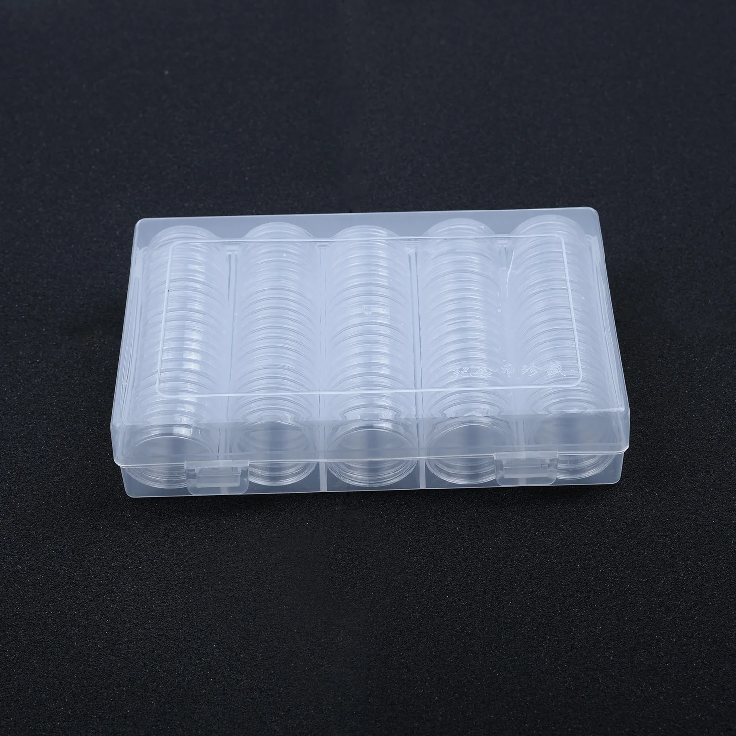 Пластиковый футляр для хранения монет