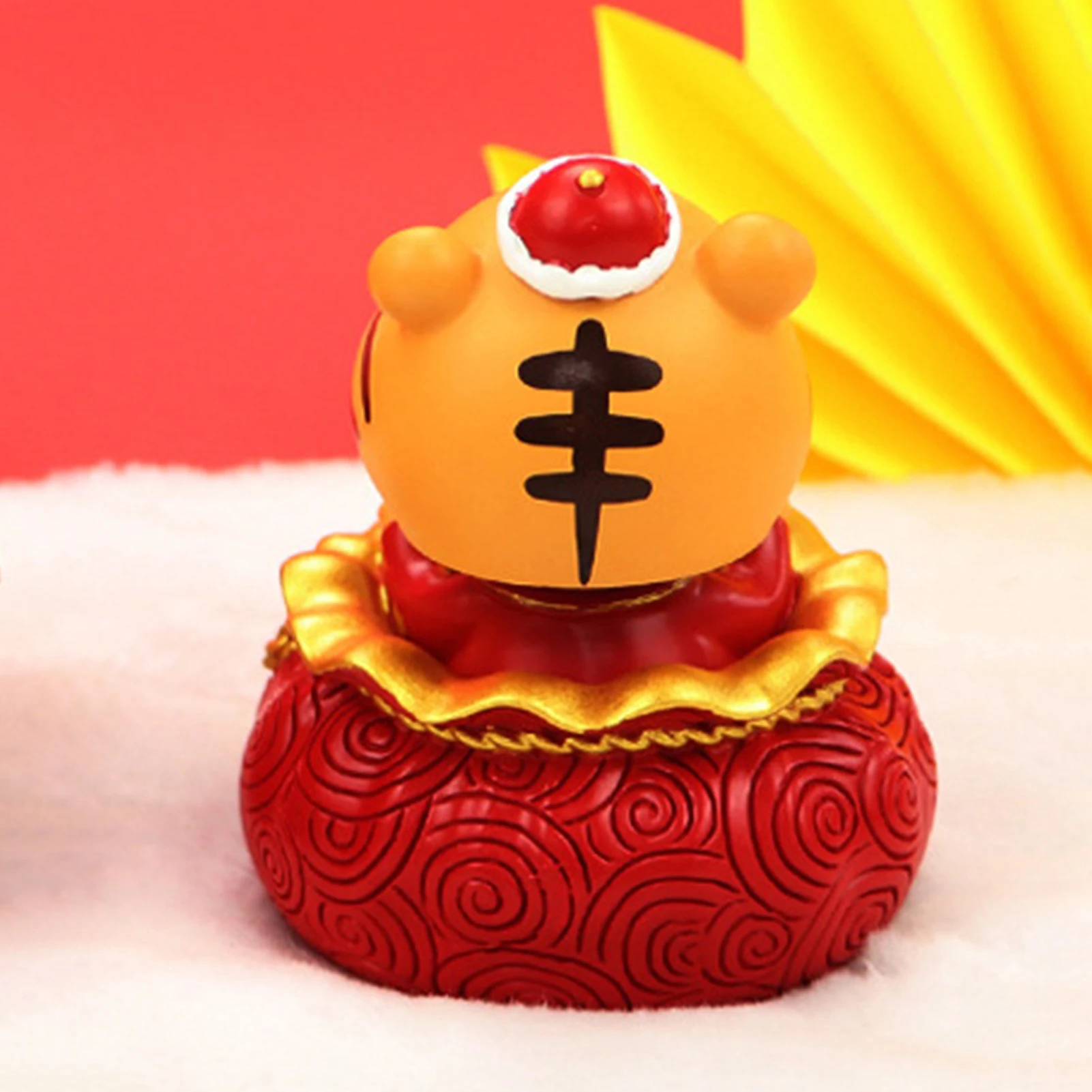 Статуя знака зодиака Тигра для приборной панели Бобл-головки фигурки из смолы