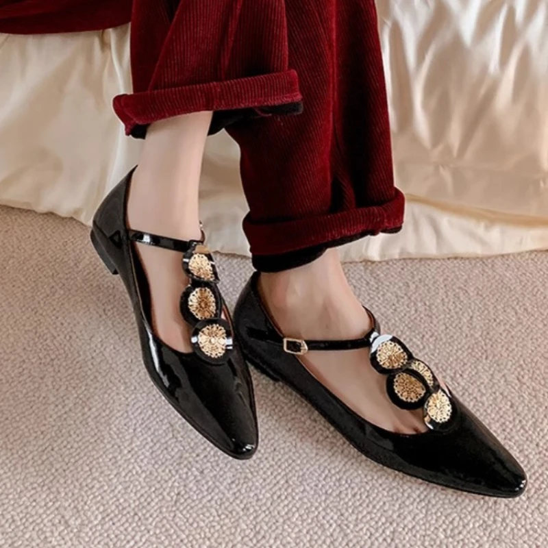 Женские туфли с острым носком летние на плоской подошве Размеры 35-42 2024