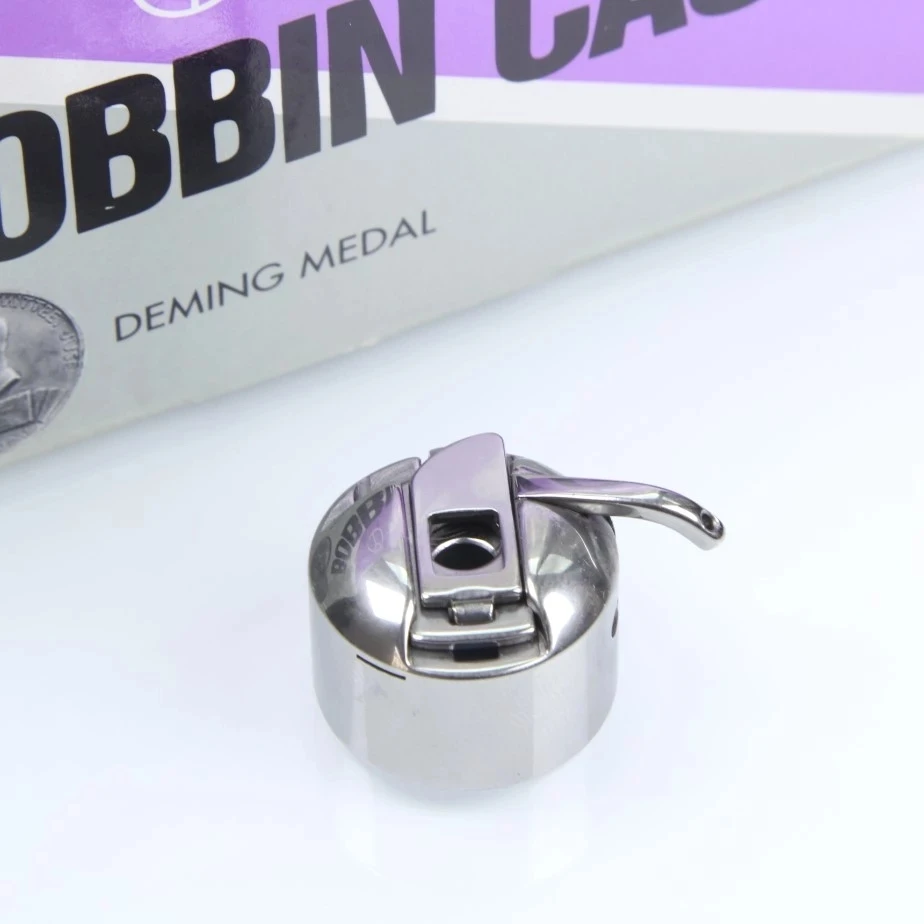 

Оригинальный чехол TOWA BC-LK(B2) для Шпульки, используемый для Brother LK3-B4300E, B430E, B435 / MITSUBISHI PLK-03BTA, 03HS, 109, швейная машина