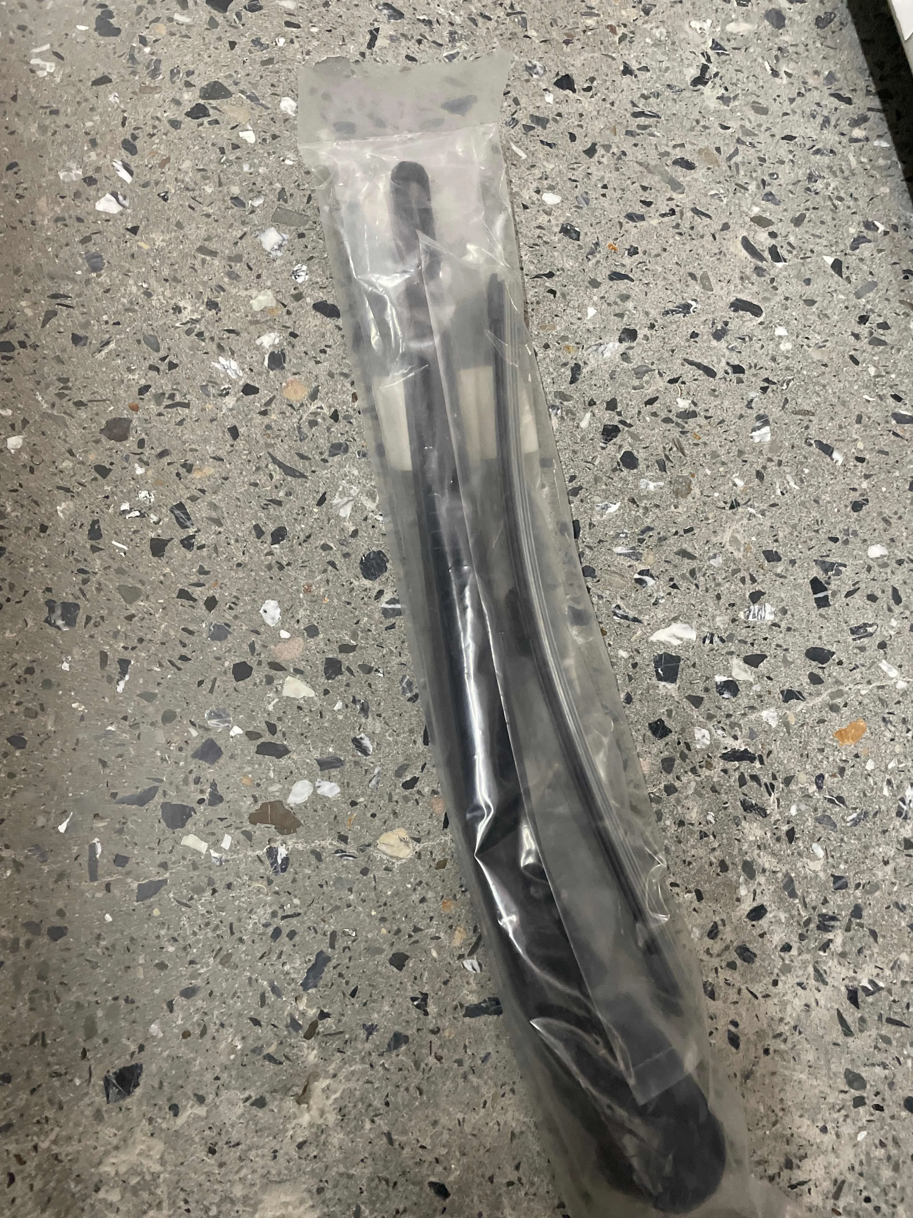 

Щетки заднего стеклоочистителя автомобиля, рычаг заднего стеклоочистителя для VOLVO XC90 2019-2022 32219752