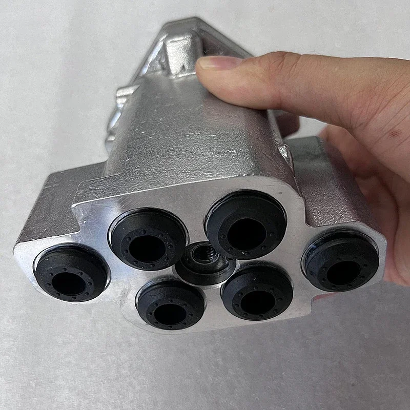 ЮБ 60000571 9257577 9247135 Джойстик экскаватора пилотный клапан для Hitachi ZAX70 120 200 210 240 270 330 360