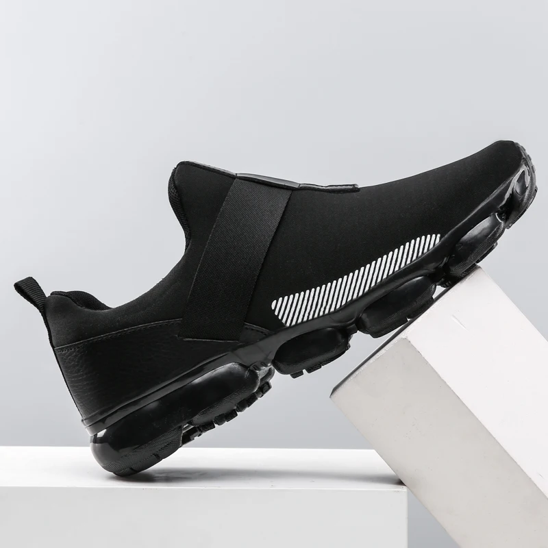 

2021 New Men Light Running Shoes Jogging Shoes Breathable Man Sneakers Slip on Loafer Shoe Fashion Men's Casual Shoes Size 44