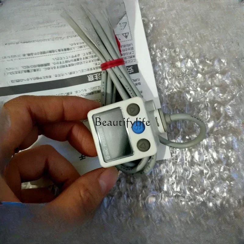 Реле потока с цифровым дисплеем ISE40A-01-R-M/ZSE40A-01-R/ZSE40AF-01-R/X501