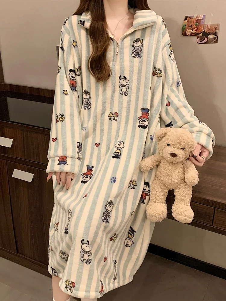 Фланелевая ночная рубашка на осень и зиму 2024 женская с длинными рукавами