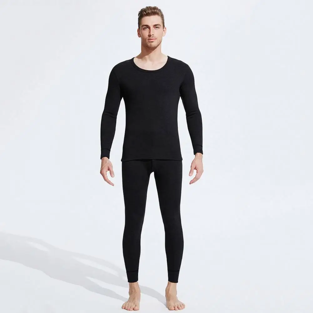 Пижамный комплект мужской зимний однотонный с круглым вырезом и длинным рукавом