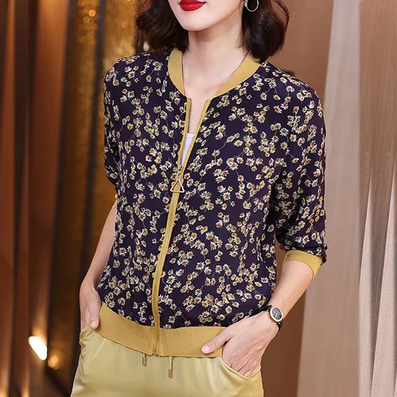 

Женская шифоновая куртка-бомбер с длинным рукавом, Солнцезащитная тонкая куртка с принтом в Корейском стиле, верхняя одежда в стиле ретро, л...