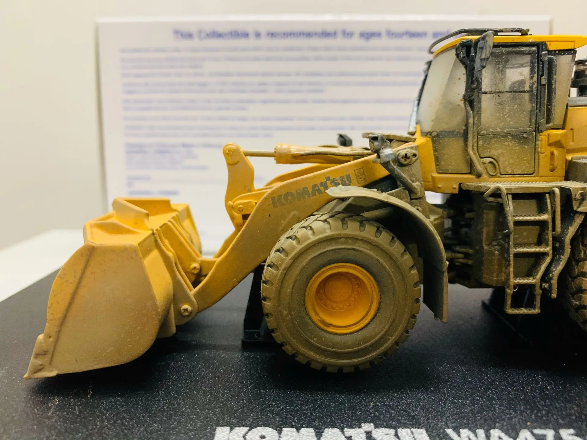 Фронтальный погрузчик Komatsu WA475-10 многофункциональная модель 1:50 UH8146 новинка
