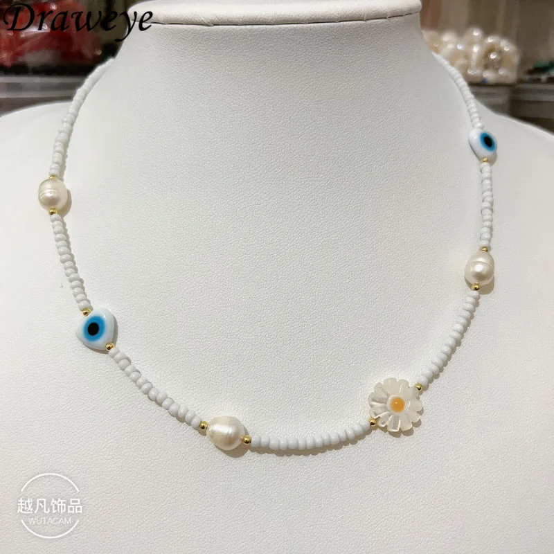 

Draweye Necklaces for Women Evil Eye Bohemia Beads Daisy Jewelry Luxury Vintage Chokers Fresh Water Pearls Round Necklace