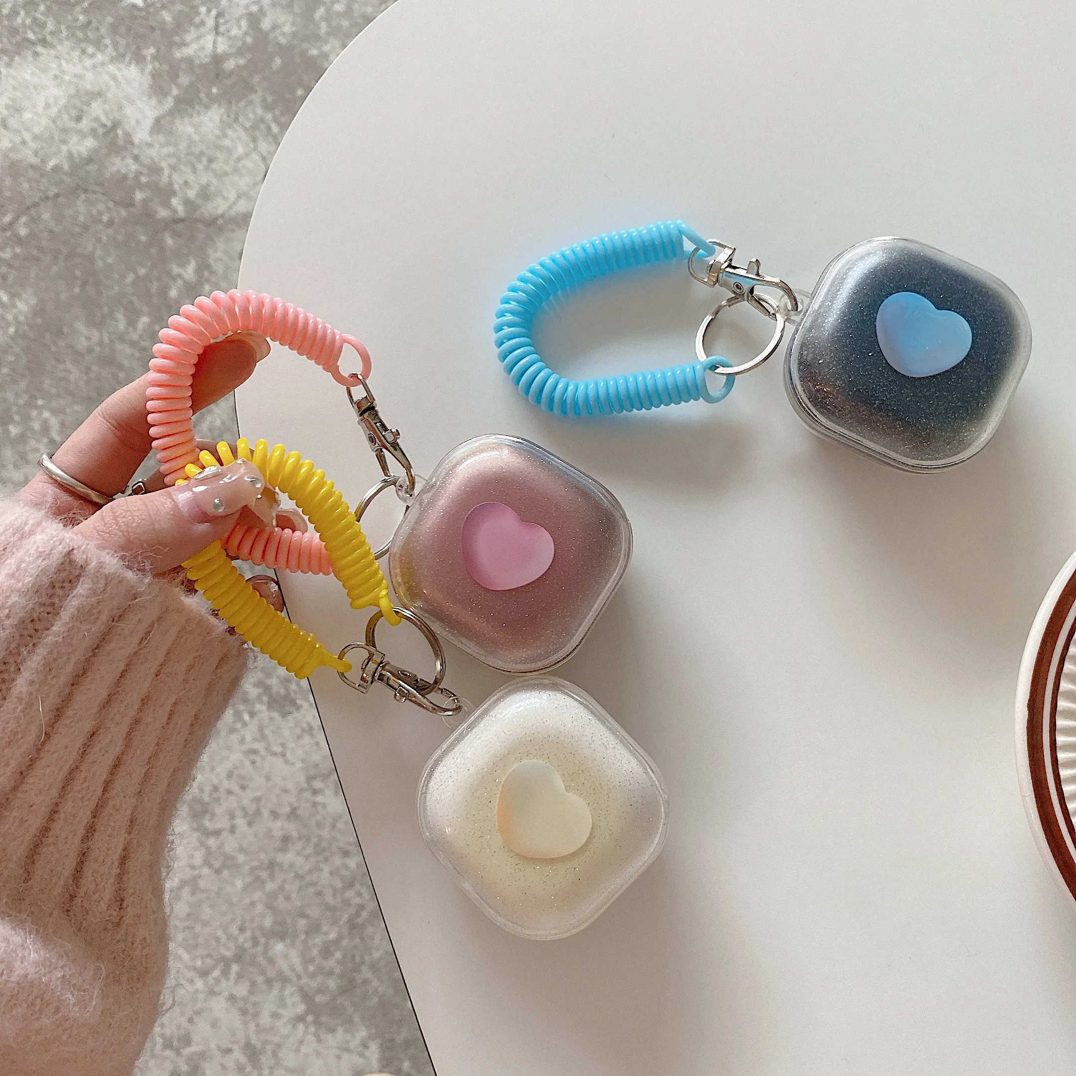 

Cute Heart Bracelet Shell Shiny Transparent Earphone Case for Samsung Galaxy Buds Live/Buds Pro/Buds2 Headset Cover
