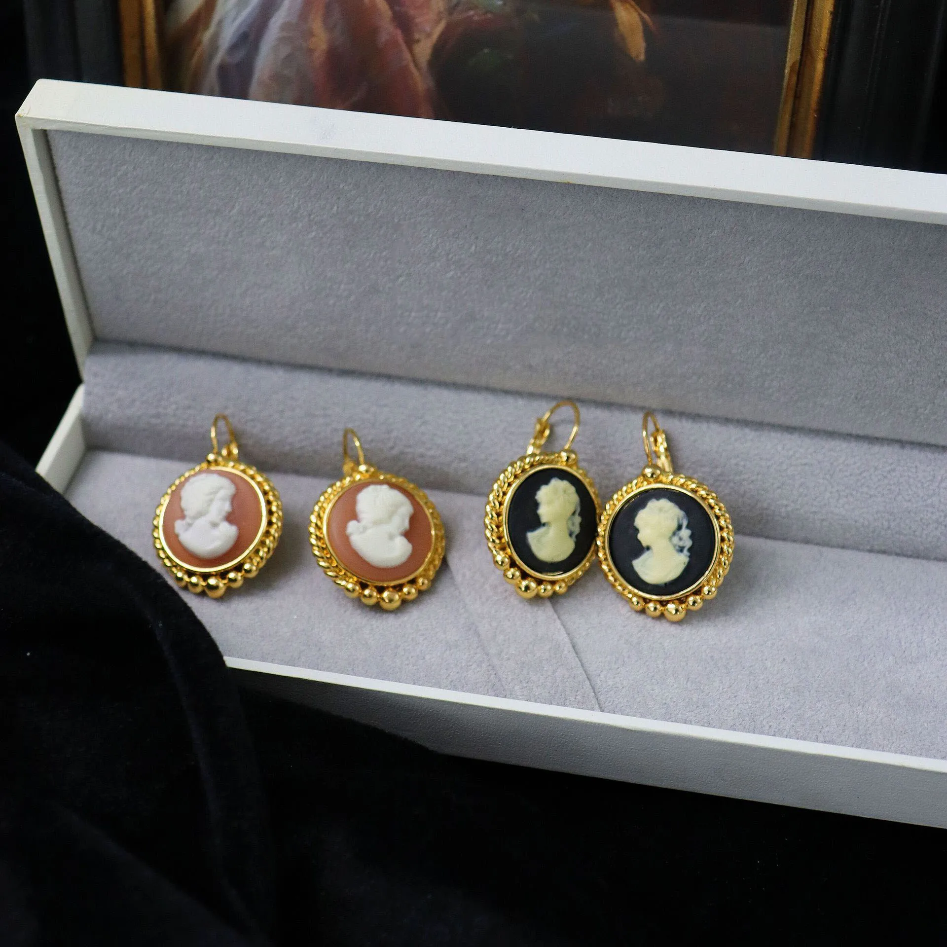 

Vintage Retro Queen Earrings For Women Jewelry Runway Party T Show Fancy Trendy Boho INS Japan