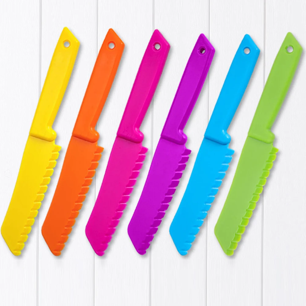 

1PC Baking Knife Cooking Bread Fruit Vegetable Cutter Sawtooth Children Toddler Cooking Plastic Kitchen Slicing Paring Tool
