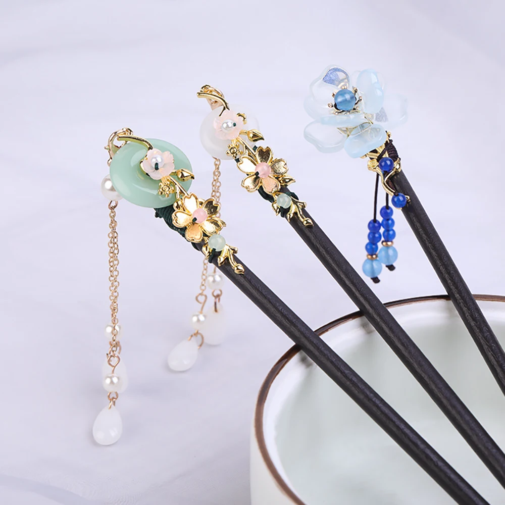 

Headdress Headwear Chinese Style Women Hanfu Disk Hair Hair Sticks Hair Accessories Flower Hairpins Wooden Hair Fork