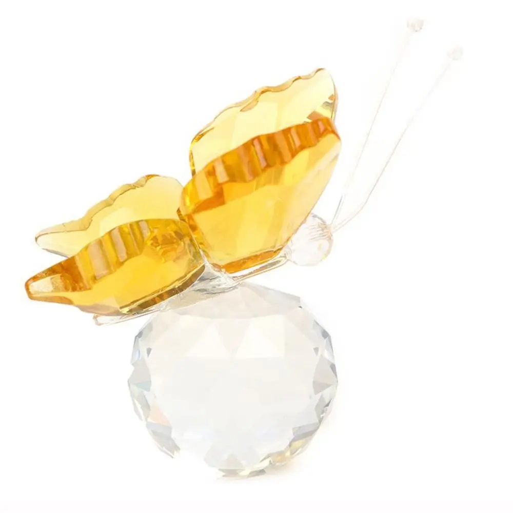 

Хрустальная бабочка с шаром