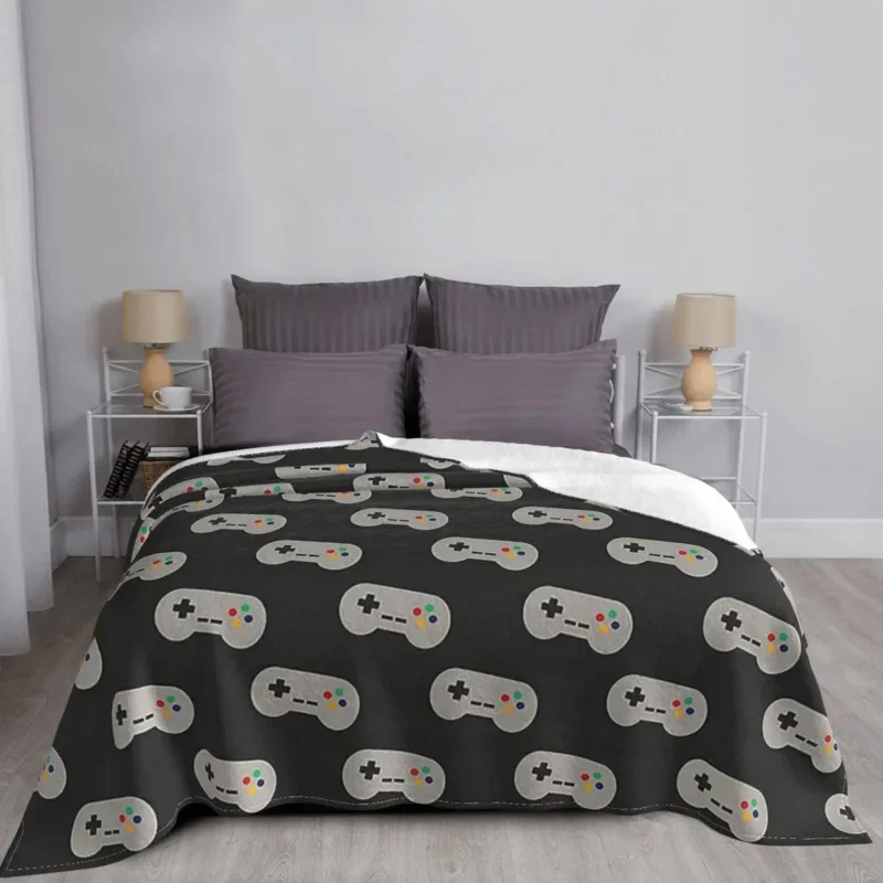 

Vintage Video Game Controller Black Blankets Velvet Textile Decor Super Warm Throw Blanket For Bedding Office Plush Thin Quilt