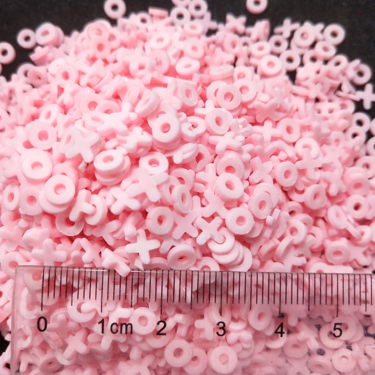 Полимерные пластины с буквами O X 5 мм 50 г/комплект Мягкие керамические частицы