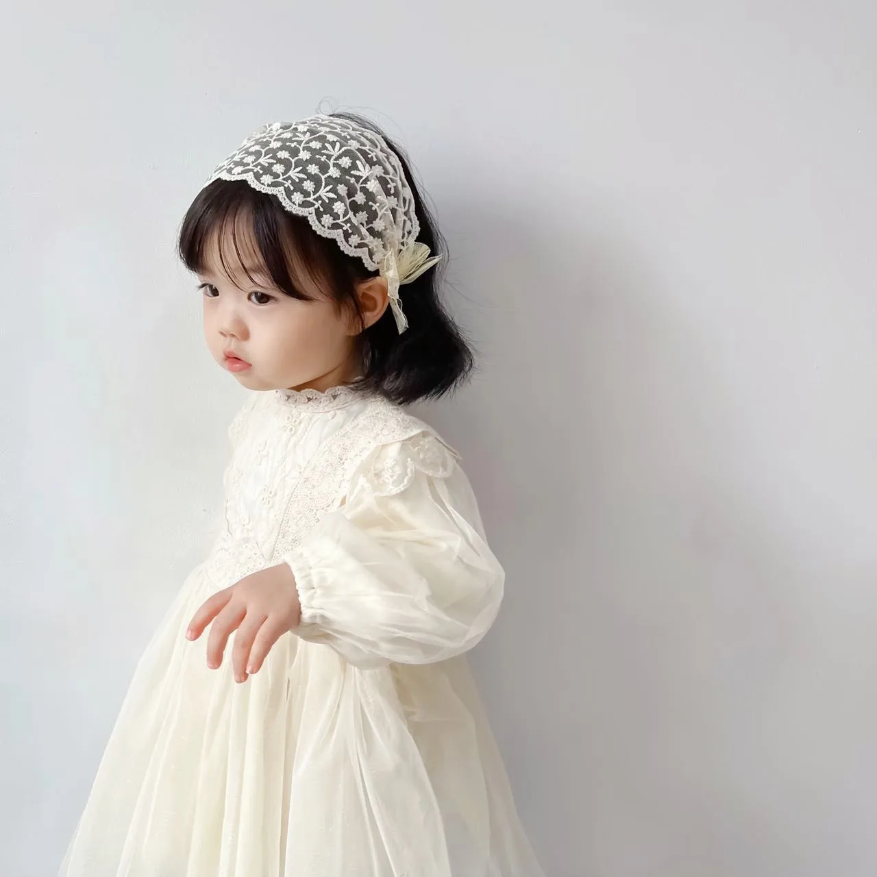 

Girls Hair Accessories Lace Chiffon Flower Embroidery Headband Newborn Baby Hair Band Headdress Girl Princess Hair Headwear 0-2Y
