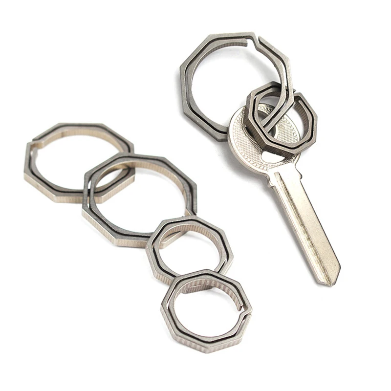 

1 Pcs Titanium alloy Carabiner Key Clip Keychain Kooks Key King Hanging Buckle Hiking Backpack Key Ring Octagon Shape