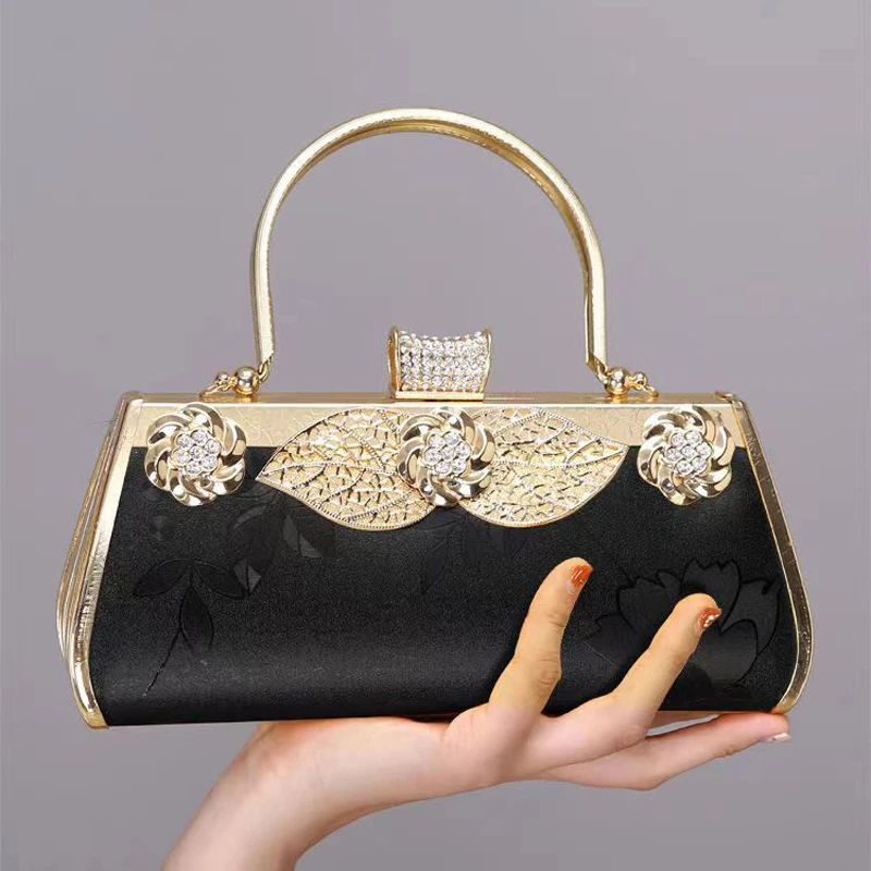 Ladies Party Box Clutch Dazzling Crystal Evening Bag Wedding Bridal Minaudiere HandbagsFrame Chain Women Bag