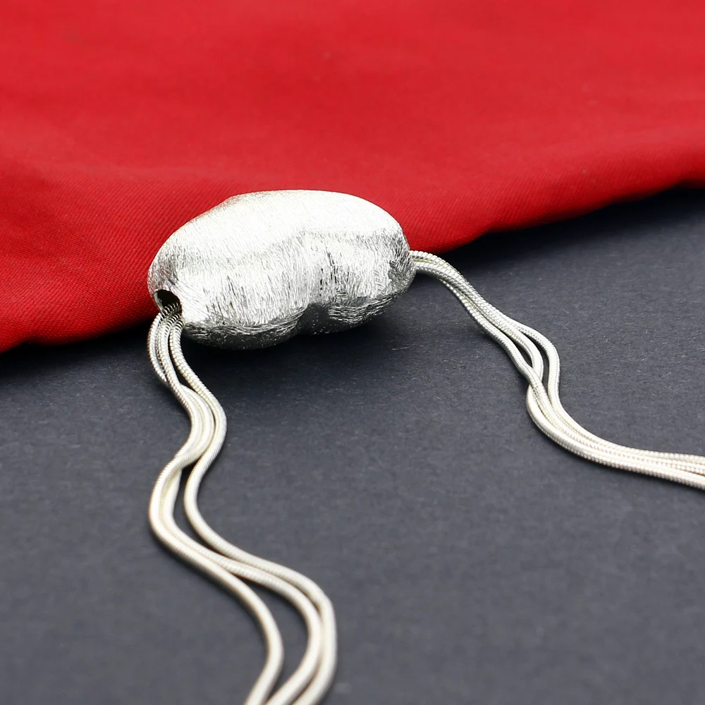 Трехцепочка цепочка в виде змеи ожерелье с подвеской форме сердца несколько