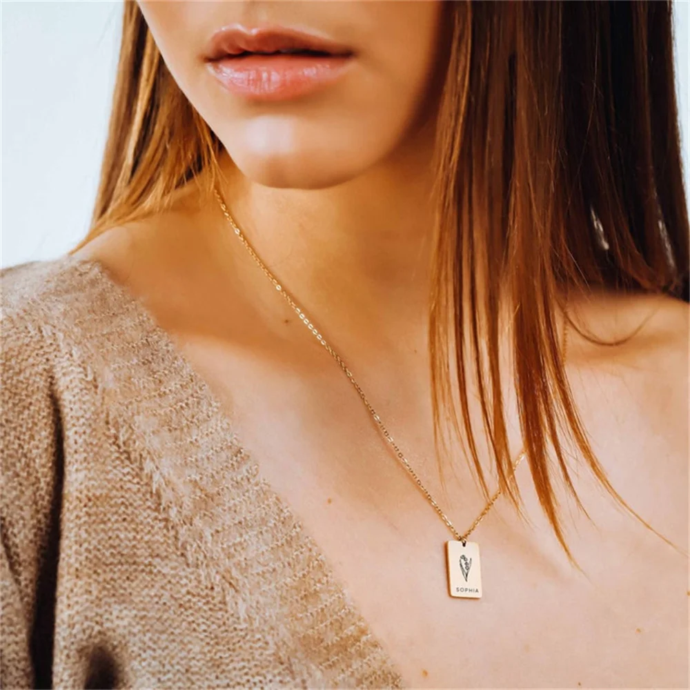 Birth Month Custom Women's Necklace Wildflower Bouquet Necklace Stainless Steel Rectangular Necklace Exquisite Jewelry Custom