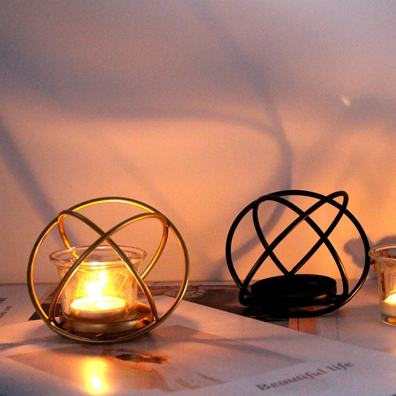 

Nordic Creative Wrought Iron Golden Scented Candle Holder Desktop Decorations Geometric Metal Candle Holder Ornaments