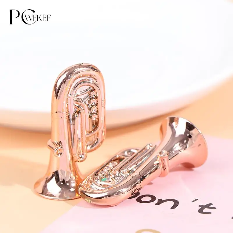 

Миниатюрный музыкальный инструмент для кукольного домика, 1 шт., миниатюрная туба 1:12, декор для кукольного домика