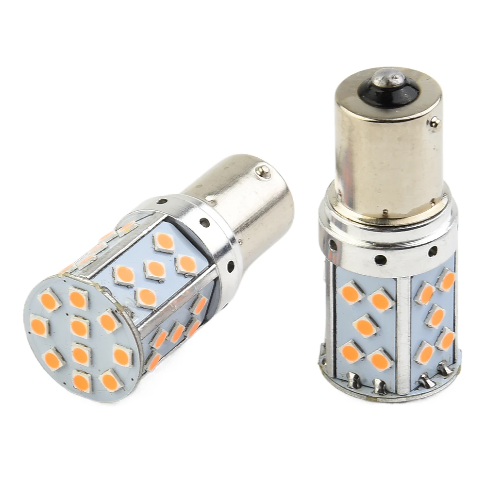 Лампы головного света заменяют лампы накаливания для указателей поворота на 2