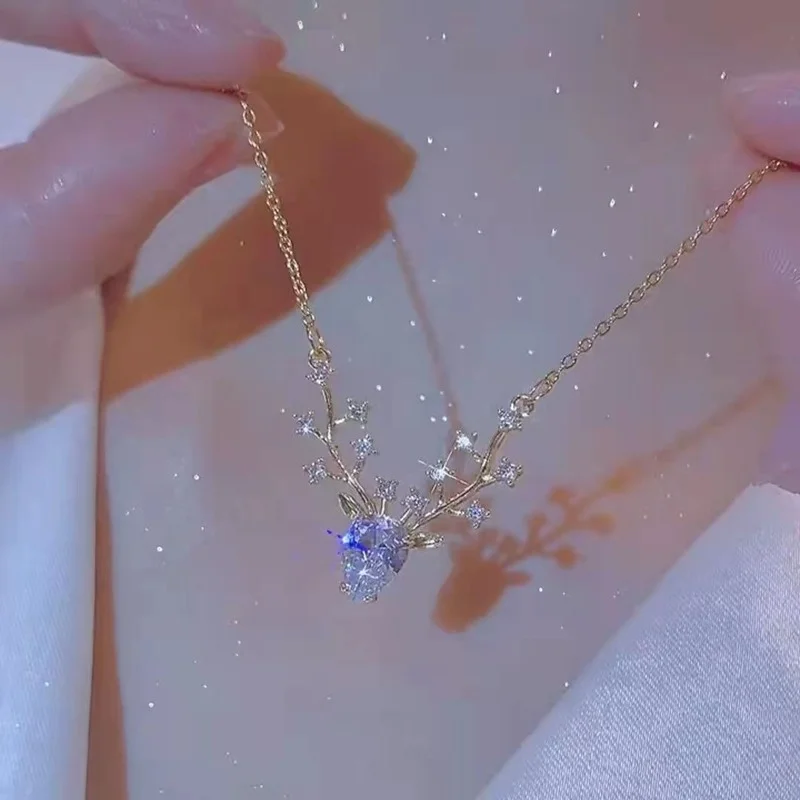 

Shiny Color Round Diamond Pendants Necklaces for Women Simple Fashion Crystal Clavicle Chain Luxury Gemstone Jewelry Gift