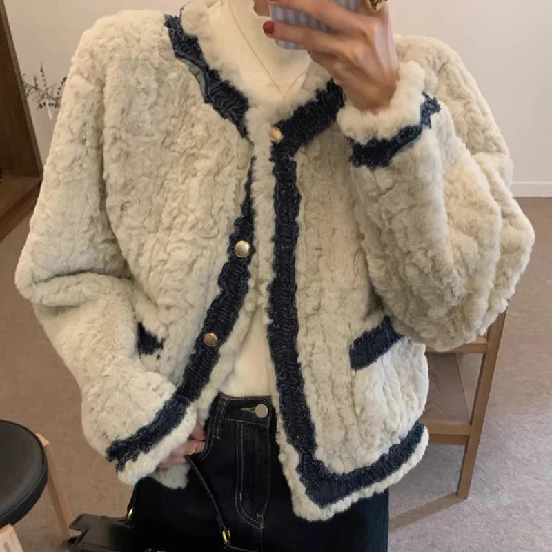 Рисунок 5 - Женское однобортное меховое пальто