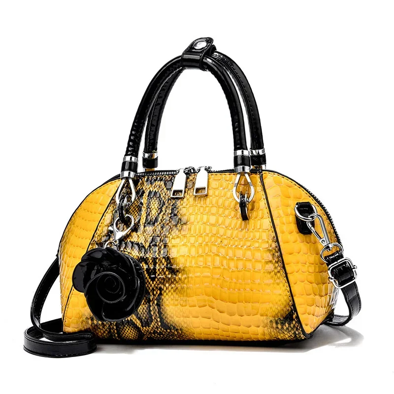 

Женская сумка-ракушка с крокодиловым узором, новинка 2023, модная сумка в европейском и американском стиле, сумка большой вместимости через плечо