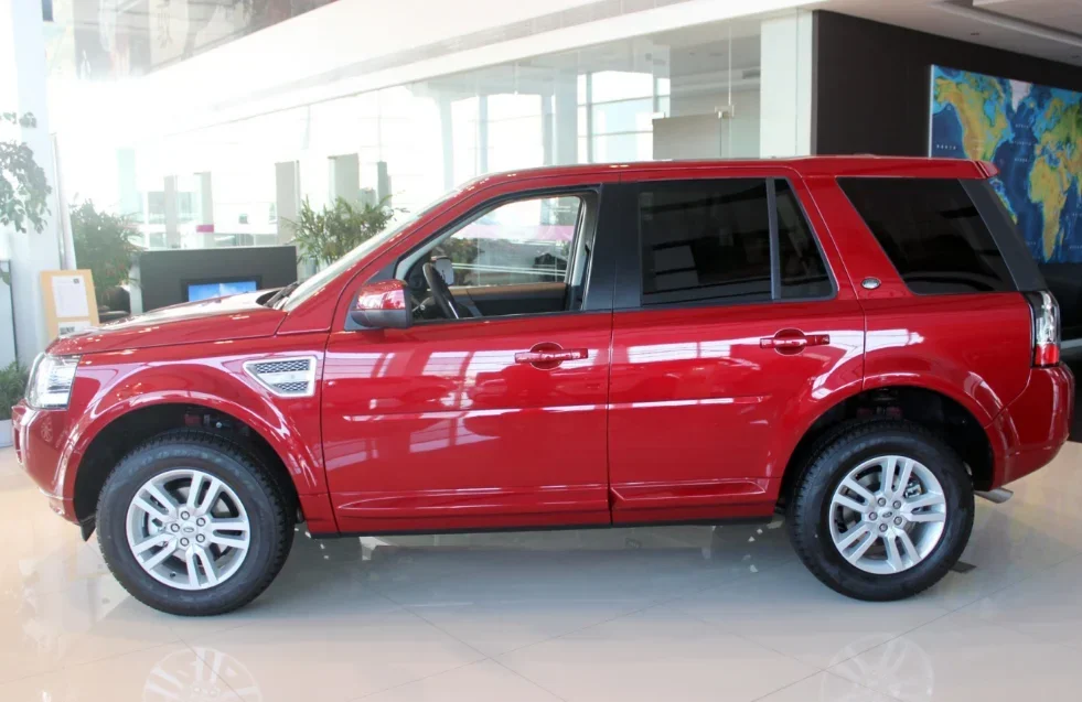 

Спойлер на крышу заднего стекла для Land Rover Freelander 2, 2006-2015, спойлер из АБС-пластика или краски черного и белого цвета