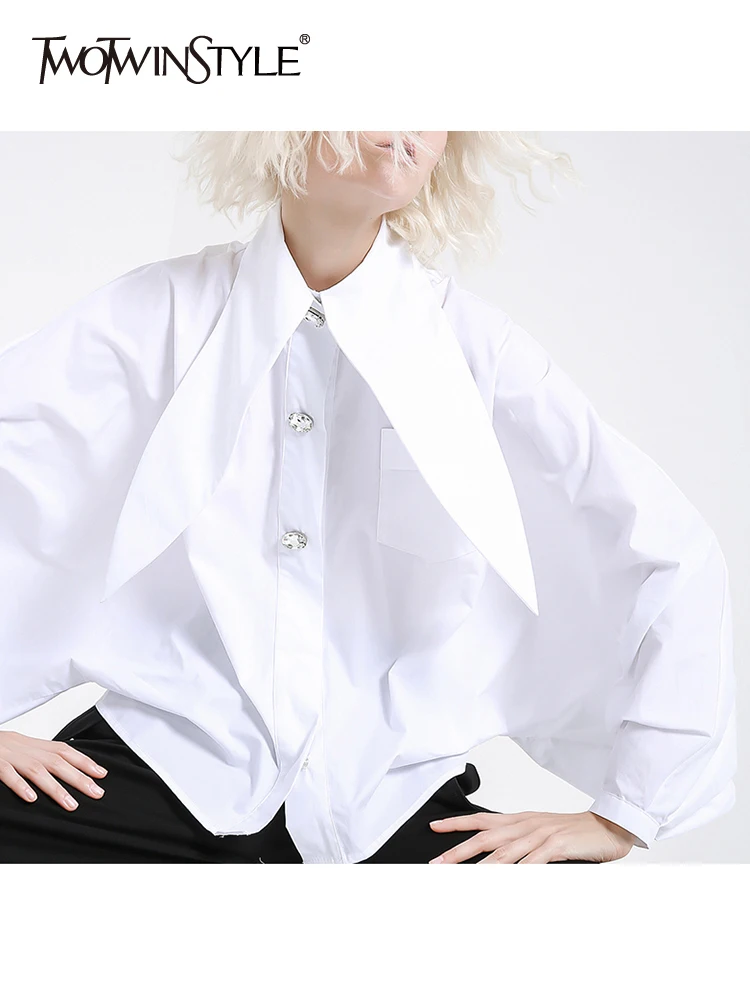 

TWOTWINSTYLE White Loose Shirt For Women Lapel Batwing Sleeve Solid Minimalist Button Through Blouse Female Fashion Clothing New