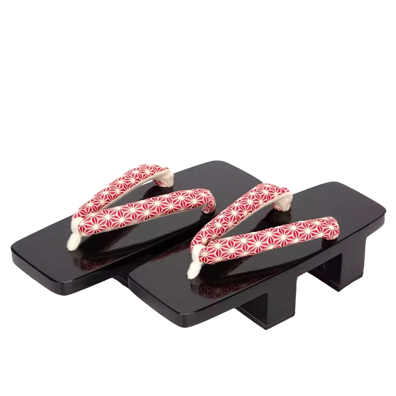 Рисунок 3 - Шлепанцы с двумя зубцами