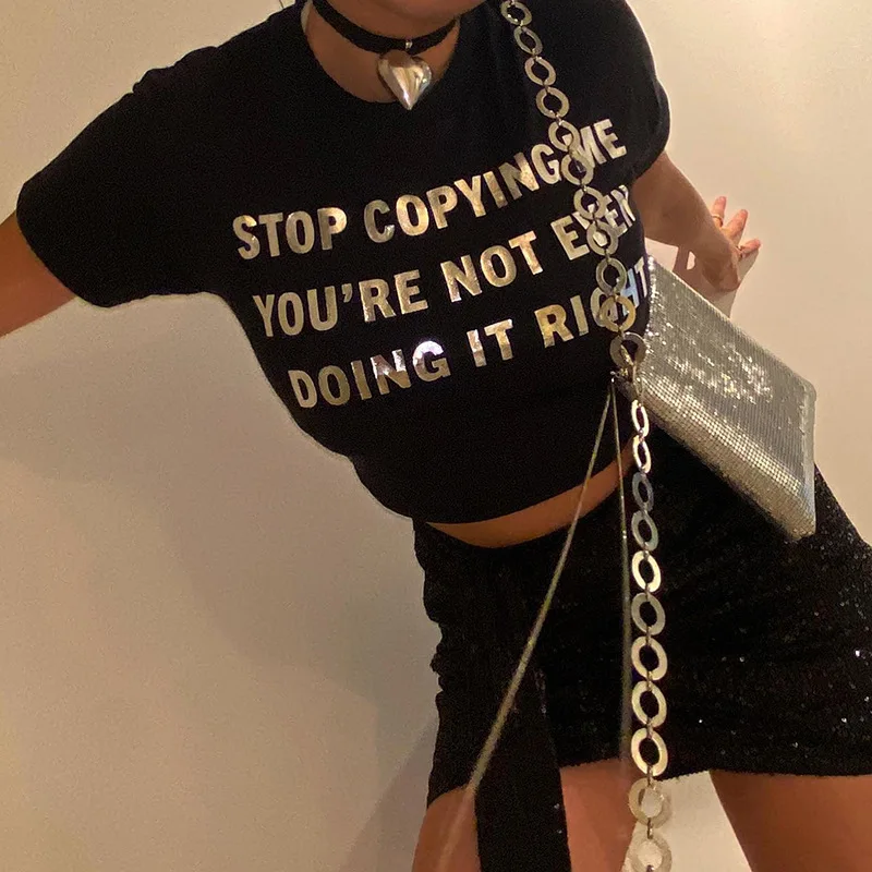 Укороченный топ с графическим принтом и надписью женская футболка уличная