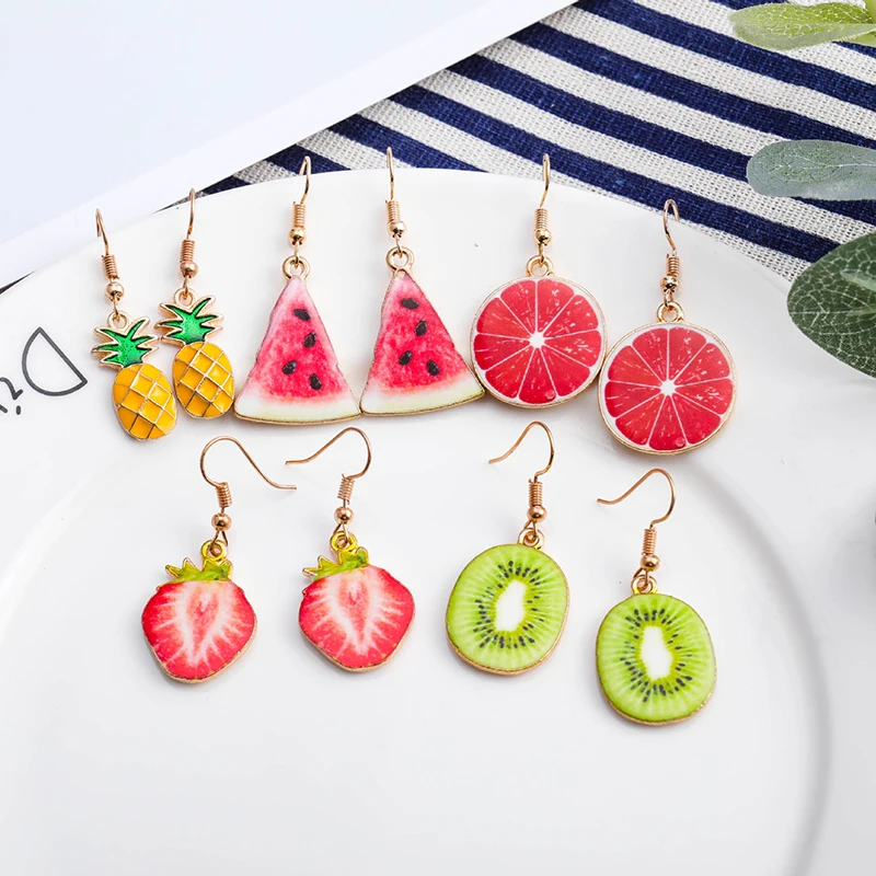 

2023 Women Summer Fruit Drop Earrings Cute Acrylic Strawberry Orange Kiwi Watermelon Dangle Earrings For Girls Jewelry