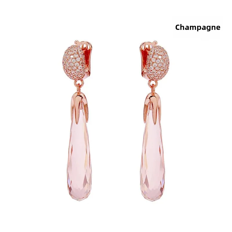 Серьги с зеленым камнем Quan Yin в этническом стиле и кристаллами бриллиантов