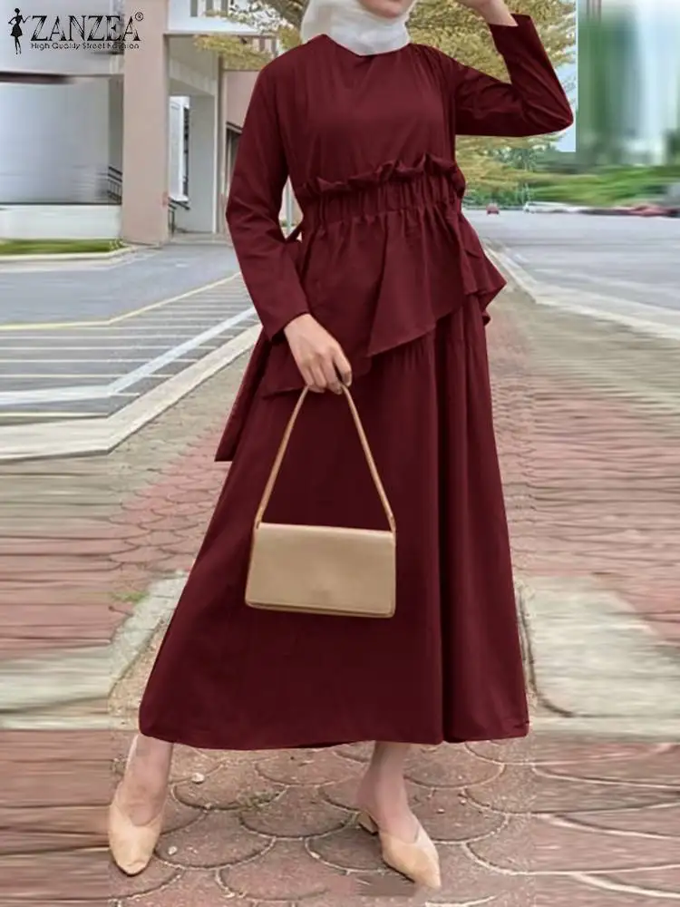 Женское платье с круглым вырезом, длинными рукавами и оборками