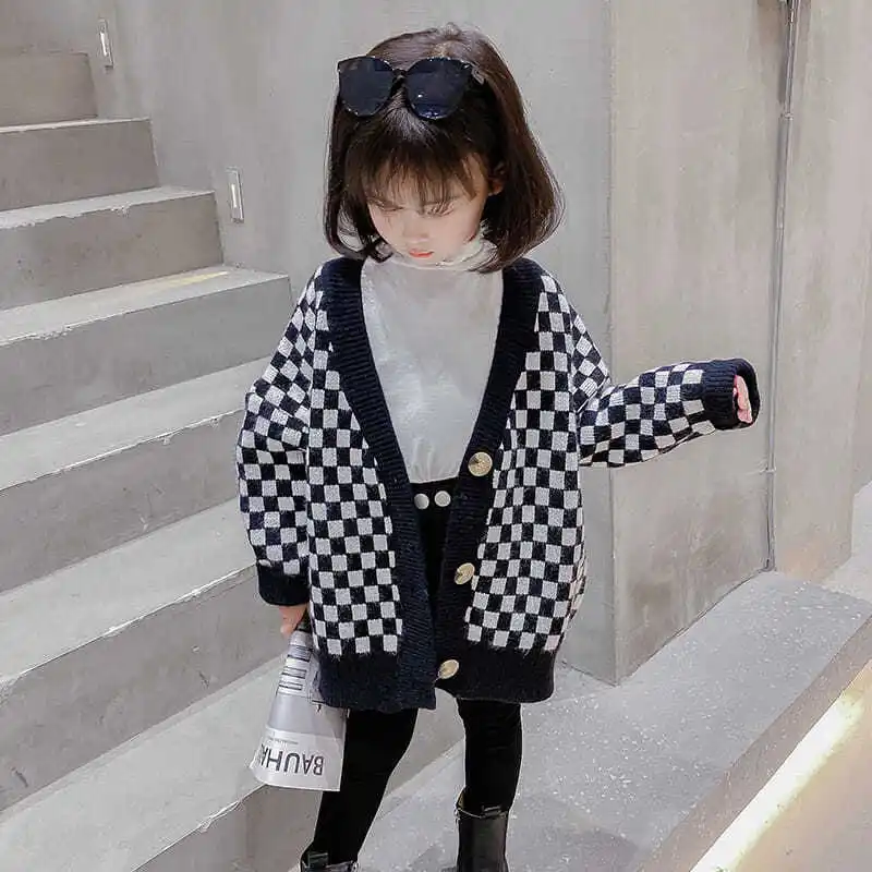 

2022 Autumn New Light Luxury Fashion Girls Sweater Knitted Cardigan Children Korean Version Plaid Coat Fashion Loose TopBoutique