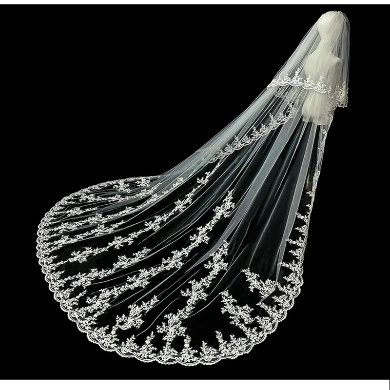 Фата свадебная двухслойная с кружевной каймой вуаль аппликацией свадебный