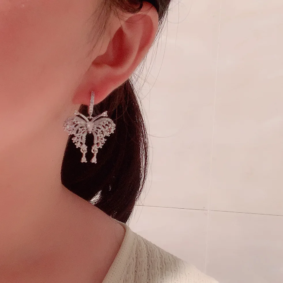 

Retro Women Dangle Earrings Aesthetic Fully-Jewelled Butterfly Pendant Aros For Charm Lady Luxury Gift Korean Fashion Jewelry