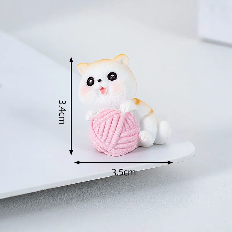 

Мини-фигурка кошки из смолы