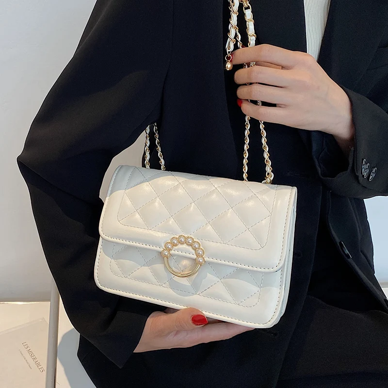 

one shoulder small square bag lambskin bag Rhombic chain Fashion cross body bag Versatile small high-end purses and handbags