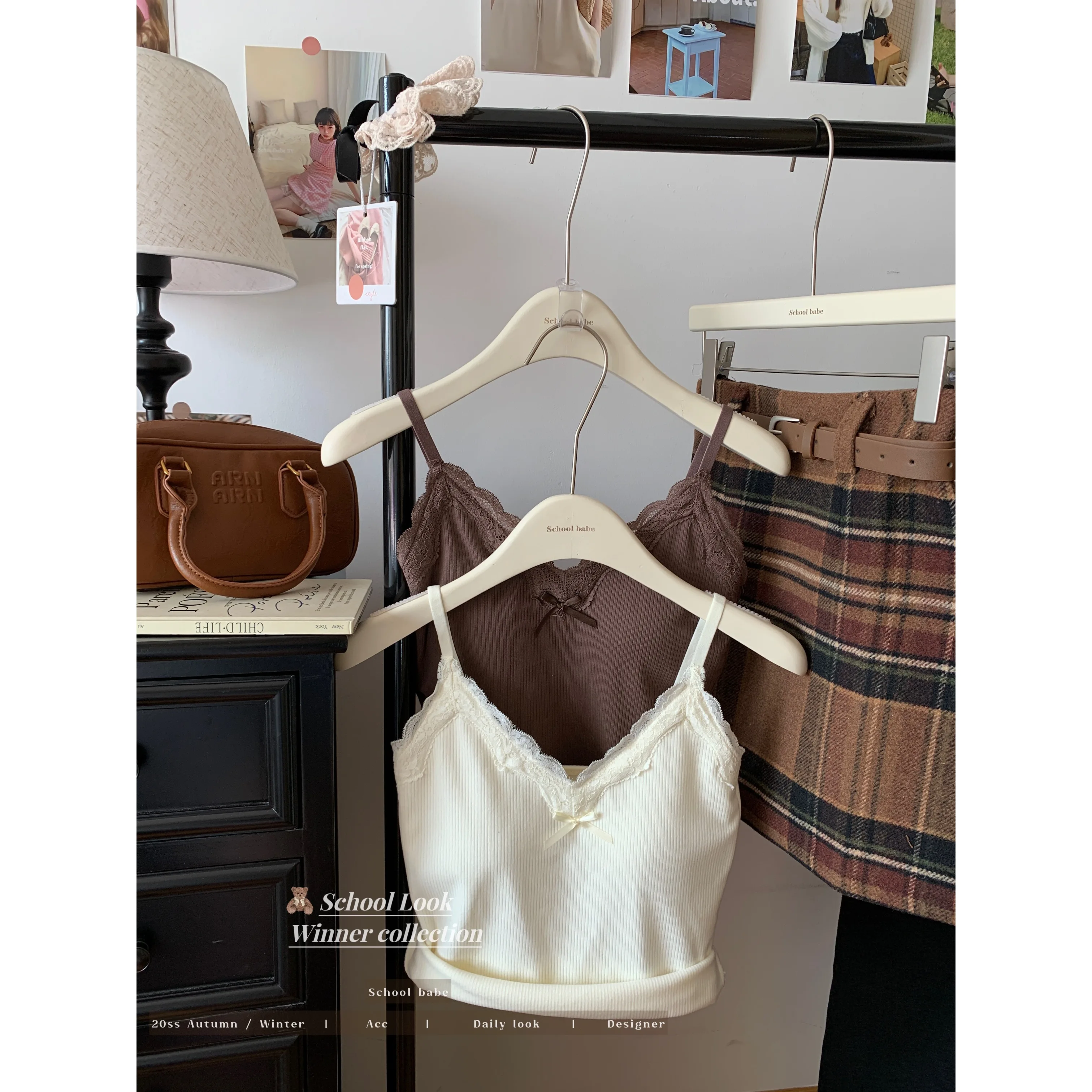 Gyaru Lace Stitching Cami Women 2024 New Autumn and Winter Inner wear With Chest Pad Slim fit Knitted Base Top