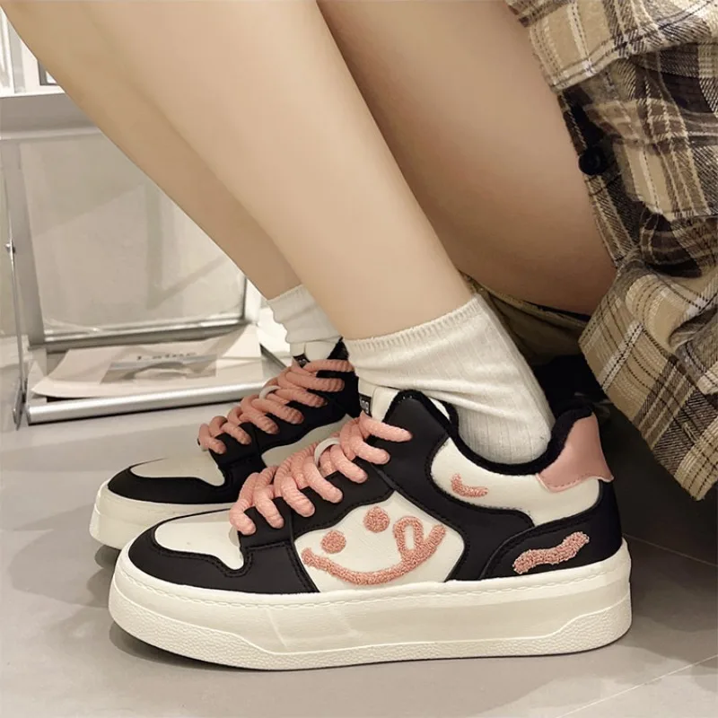 

SHANPA Korean Fashion Women Sneakers Warm Padded Platform Luxury Casual Shoes Autumn and Winter Comfortable New Ladies Footwear