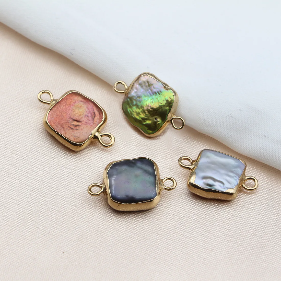 Позолоченный квадратный двойной