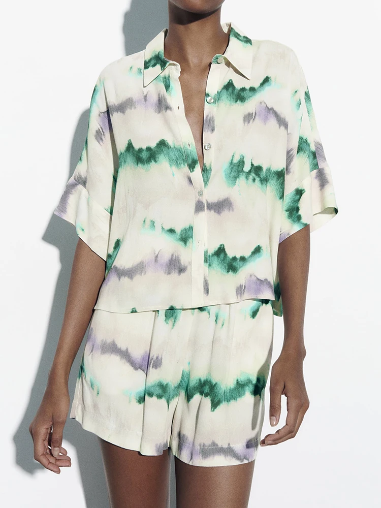 

Tie-dye Printed 2 Pieces Sets For Woman Lapel Short Sleeve Blouse Fungus Elastic Waist Shorts Set Female Streetwear Casual Suits
