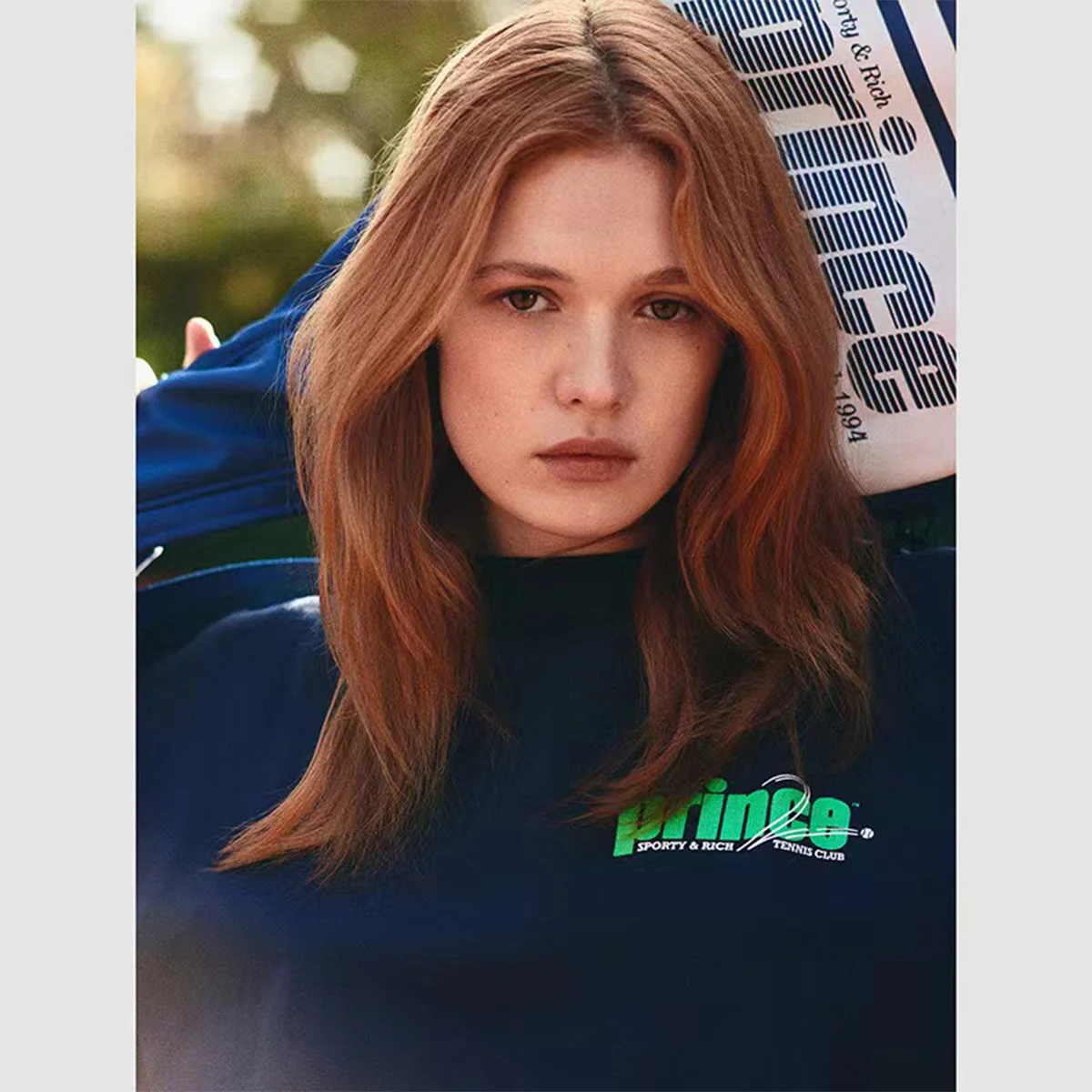 Женская толстовка с круглым вырезом