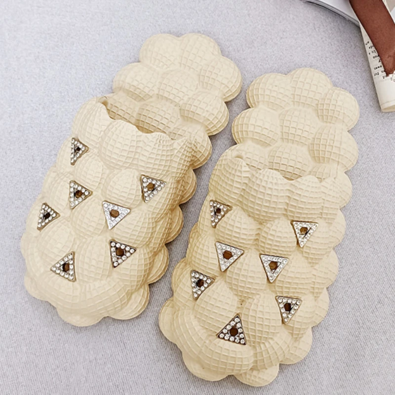 Silver Geometric Rivets Decor Vented Clogs Summer Platftorm Slides Women Shoes Punk Slipppers Beach Sandals Men Girl Plus Size